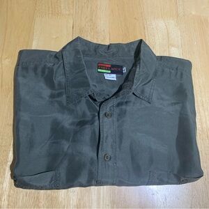 Vtg Freelance  100% Silk shirt sz L mens short sleeved Green‎